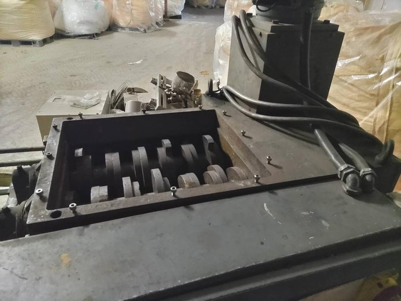 イギリス製破砕機の詳細画像｜3枚目