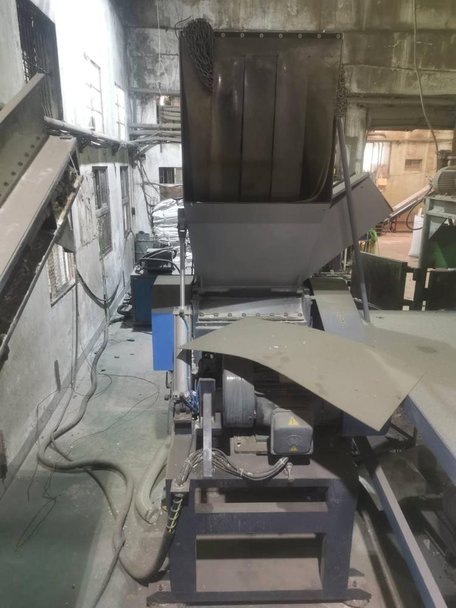 台湾製粉砕機の詳細画像｜3枚目