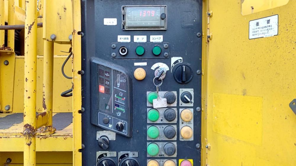 コマツ製破砕機の詳細画像｜3枚目