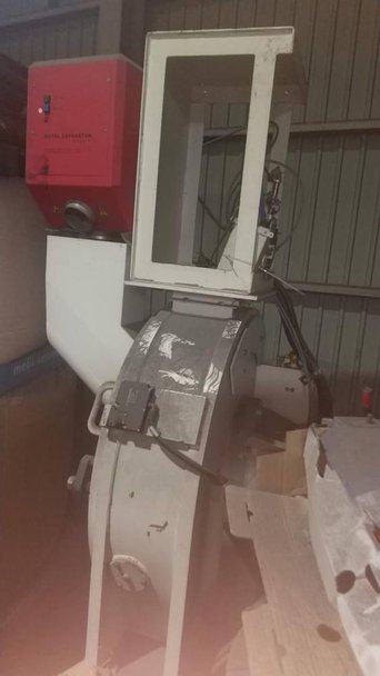 ドイツ製粉砕機の詳細画像|3枚目