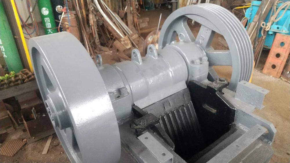 郷鉄工所製破砕機の詳細画像|2枚目