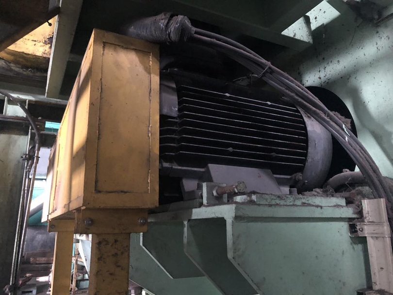 ウエノテックス製粉砕機の詳細画像｜2枚目