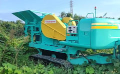 中山鉄工所製破砕機のサムネイル
