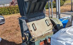 ツカダ工業所粉砕機のサムネイル
