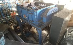 日工製粉砕機のサムネイル