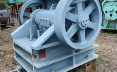 中山鉄工所製破砕機のサムネイル